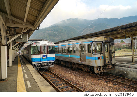 JR Shikoku train and mountain scenery at Awa-Ikeda Station, Tokushima Prefecture JR Shikoku train and mountain scenery at Awa-Ikeda Station, Tokushima Prefecture 62818949