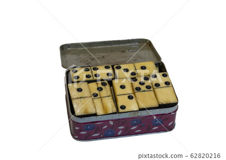 The game Dominoes in a metal box made in the USSR The game Dominoes in a metal box made in the USSR 62820216