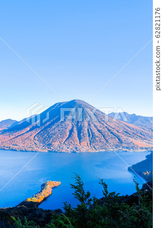 Lake Chuzenji and Mt. Nantai in Autumn (From the Hangetsuzan Observatory) Lake Chuzenji and Mt. Nantai in Autumn (From the Hangetsuzan Observatory) 62821176