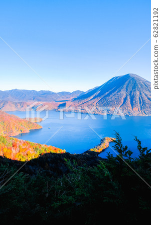 Lake Chuzenji and Mt. Nantai in Autumn (From the Hangetsuzan Observatory) Lake Chuzenji and Mt. Nantai in Autumn (From the Hangetsuzan Observatory) 62821192