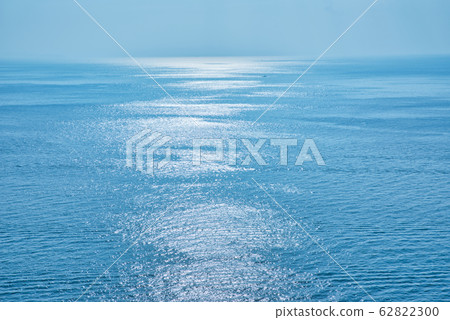 Blue sky and sea 62822300