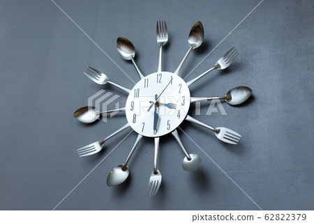 clock in the kitchen, cutlery clock in the kitchen, cutlery 62822379