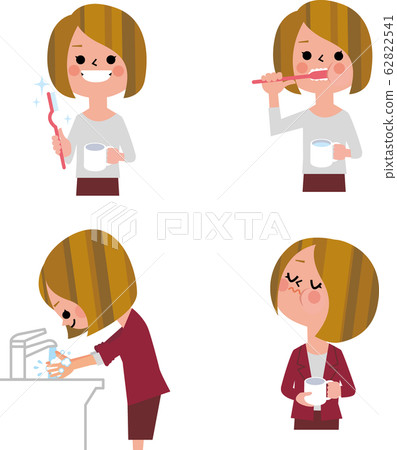 刷牙，漱口和洗手的女人 62822541