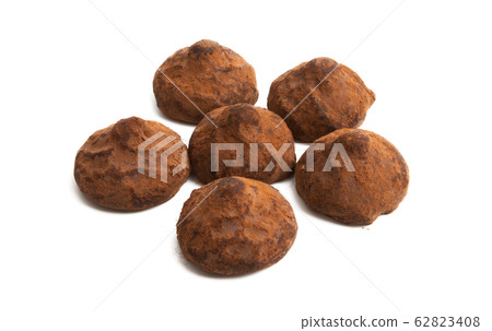 chocolate truffles isolated chocolate truffles isolated 62823408