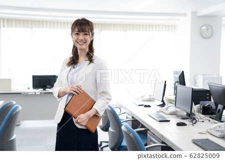 Female business business woman Female business business woman 62825009