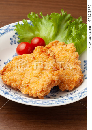 fried chicken fried chicken 62825282