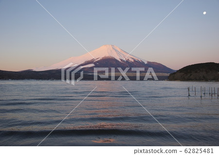 Red Fuji (winter) at dawn as seen from Lake Yamanaka (near the plains) 62825481