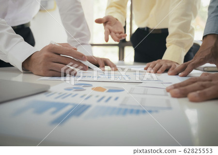 Businessmen teamwork meeting to discuss the Businessmen teamwork meeting to discuss the 62825553