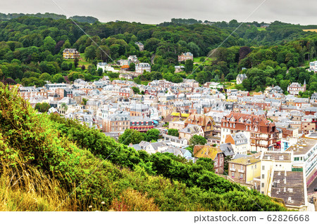 Panorama of natural chalk cliffs of Etretat Panorama of natural chalk cliffs of Etretat 62826668