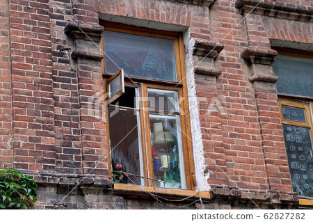 Old windows Old windows 62827282