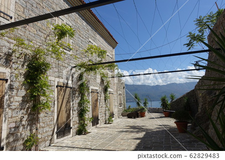 Budva skyline 62829483