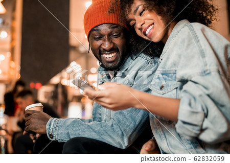 Happy lovely couple having fun in the city 62832059