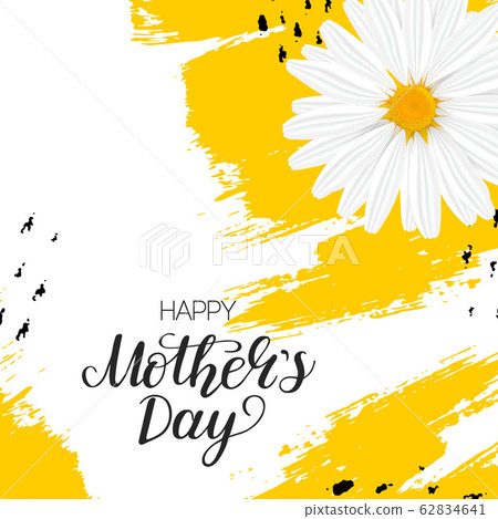 Happy Mother's Day card with realistic daisy Happy Mother's Day card with realistic daisy 62834641