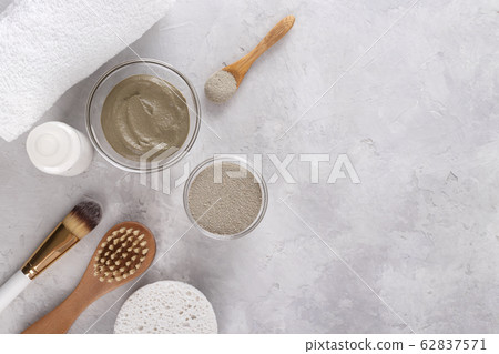 Cosmetic clay powder for skin and hair 62837571