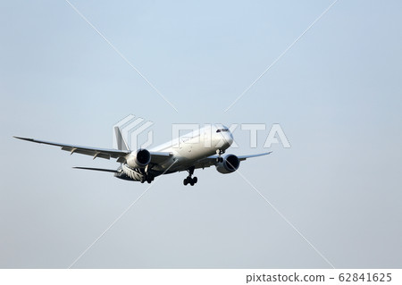 飛機在市中心 62841625