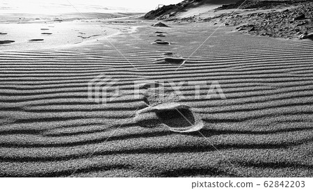 Rumble and footprints Rumble and footprints 62842203