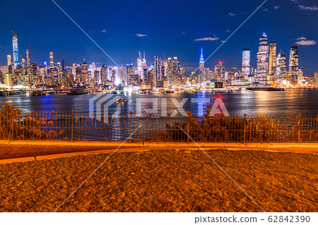 <<New York>> Manhattan night view from Hamilton Park 62842390
