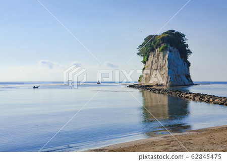 In the morning of Mitsuke Park, in Suzu City, Ishikawa Prefecture 62845475