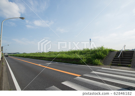 Road Roadway Crosswalk Wide angle Blue sky Sky Asphalt Centerline Transportation Transportation Unmanned Road Road Roadway Crosswalk Wide angle Blue sky Sky Asphalt Centerline Transportation Transportation Unmanned Road 62846182