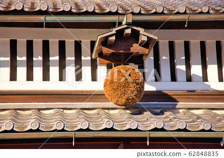 Scenery of sake brewery in Kyoto Fushimi 62848835