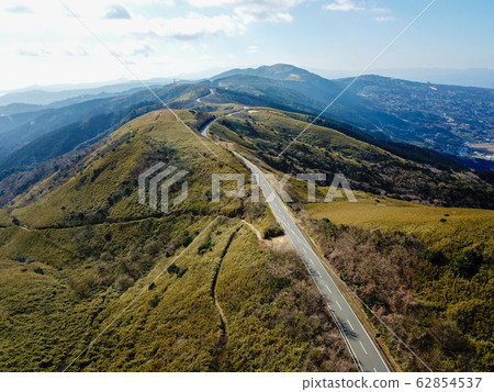 春天伊豆天際線與無人機的鳥瞰圖 62854537