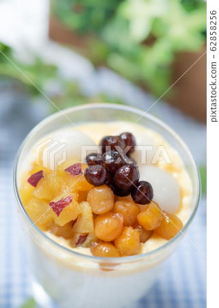 Malaysian Sweets Mo Mocha 62858256