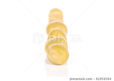 Canned pea isolated on white Canned pea isolated on white 62858564