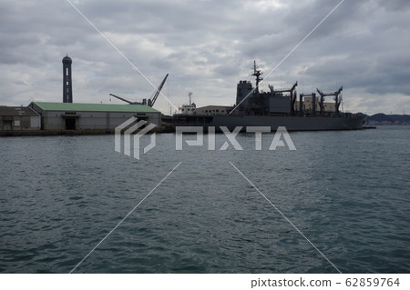 Maritime Self-Defense Force Towada-class supply ship "Hamana" Maritime Self-Defense Force Towada-class supply ship "Hamana" 62859764