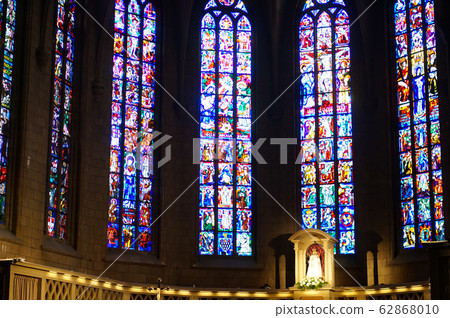 巴黎圣母院 62868010