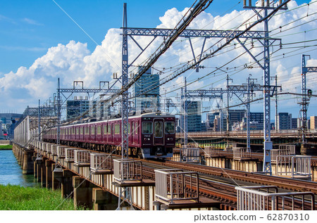 Hankyu Railway 7000 series crossing Yodogawa 62870310