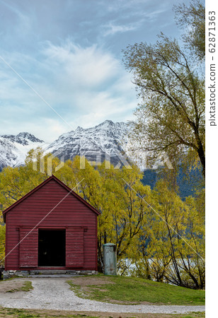 Historic Red Hut Of Glenorchy NZ 62871363