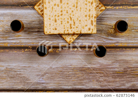 Matzoh jewish holiday red kosher wine four of 62873146