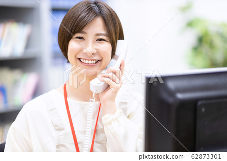 Library Librarian Female 62873301