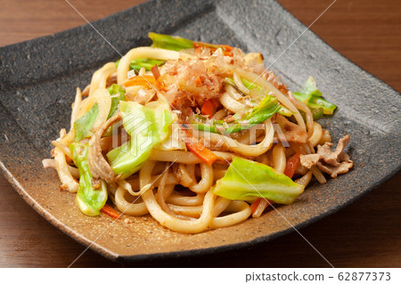 Yaki udon Yaki udon 62877373