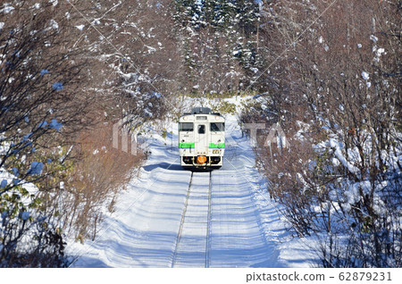 Saginuma Line / Sapphinai / Toyogaoka / JR Hokkaido / Kiha 40-402 (Naeho) Saginuma Line / Sapphinai / Toyogaoka / JR Hokkaido / Kiha 40-402 (Naeho) 62879231
