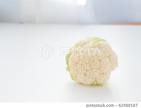 cauliflower  62880587