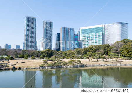 Tokyo, Hamarikyu Gardens, Yokobori and buildings Tokyo, Hamarikyu Gardens, Yokobori and buildings 62881452