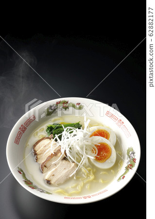 雞白拉麵 雞白拉麵 62882177