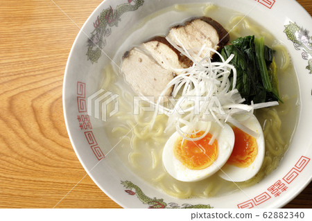 Chicken Hakuyu Ramen 62882340