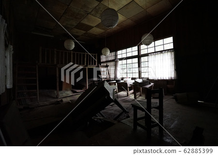 Ruins Tatsunocho Sakagawa Elementary School Kuwazaki Winter School Closed 62885399