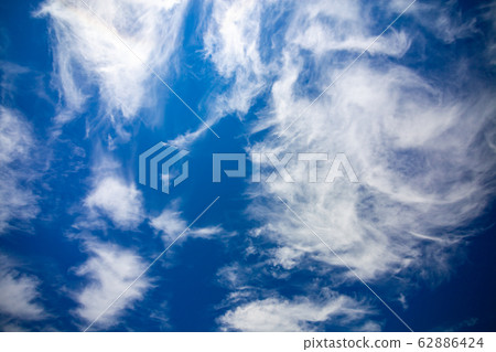 blue sky and white clouds 62886424