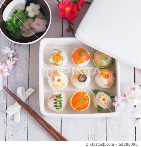 Japanese food cute Temari sushi 62888090