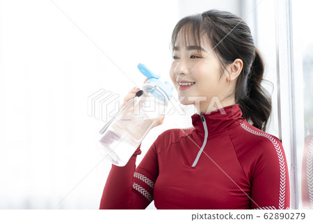 Sport girl 62890279