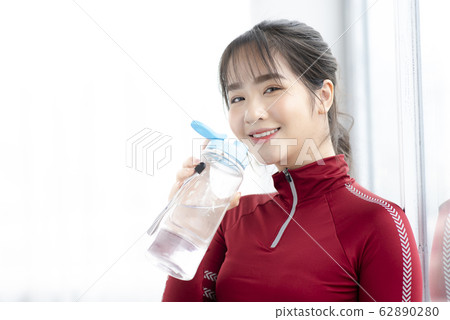 Sport girl 62890280