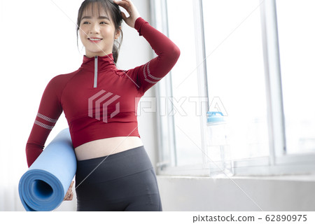 Sport girl 62890975