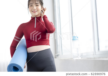 Sport girl 62890976