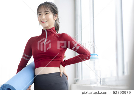 Sport girl 62890979