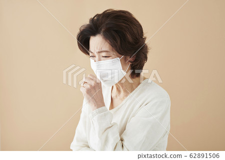 Senior woman mask 62891506