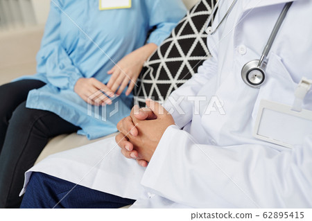 Medical workers having break 62895415