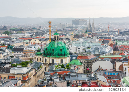 Vienna cityscape from the tower of the cathedral 62902184